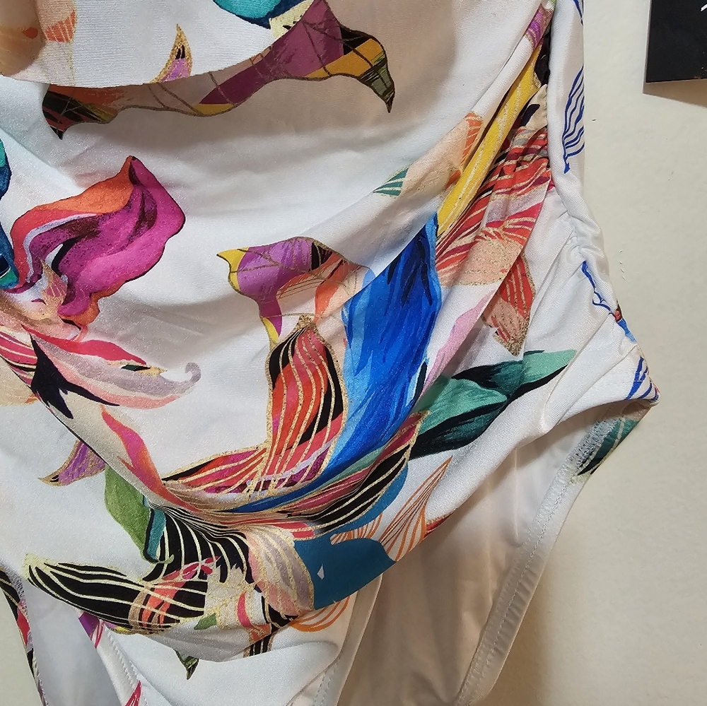 La Blanca One Piece Swimsuit - Women's Size 12 NWT Ruffle Floral Tropical Pool - Picture 7 of 16